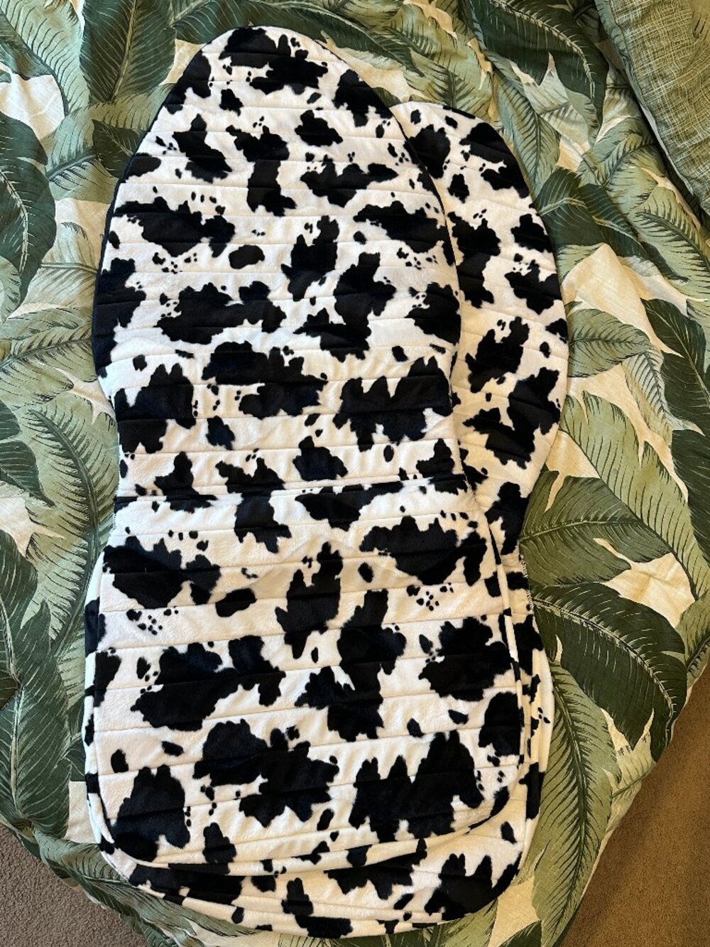 COW PRINT Soft Plush Velour Fabric Car Bucket Seat Covers Universal Fit x2 - NEW